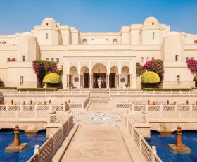 Oberoi-Amarvilas,-Agra,-India