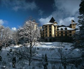 Wildflower-Hall,-Mashobra,-Shimla,-India-Image